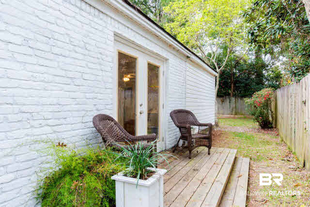 205 Orange Avenue Fairhope, AL 36532 - Photo 28 of 31 Rear