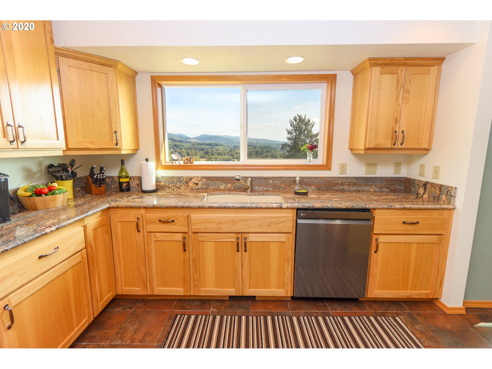 1370 Edelwyss Road Tillamook, OR 97141 - Photo 16 of 32