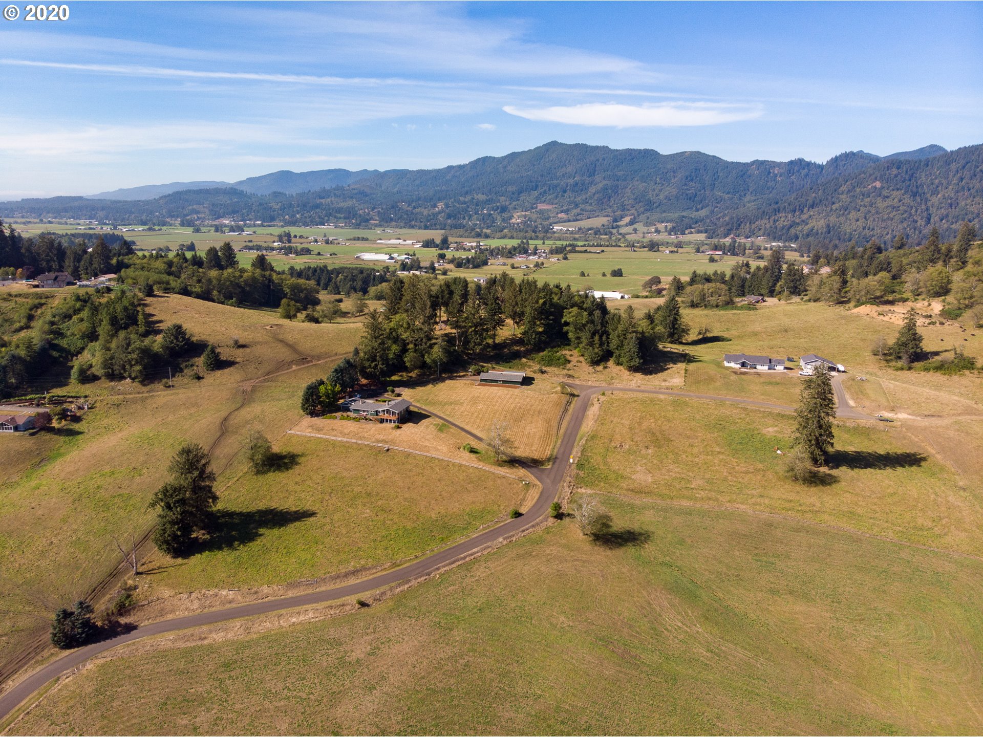 1370 Edelwyss Road Tillamook, OR 97141 - Photo 4 of 32