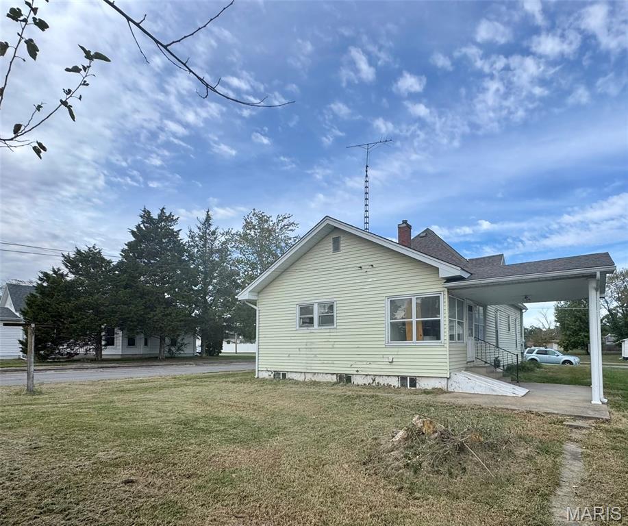 212 West Helen Avenue Christopher, IL 62822 - Photo 21 of 23