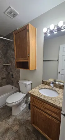 $1,200 | 1731 Greenwood Lane, Kingsland, TX 78639