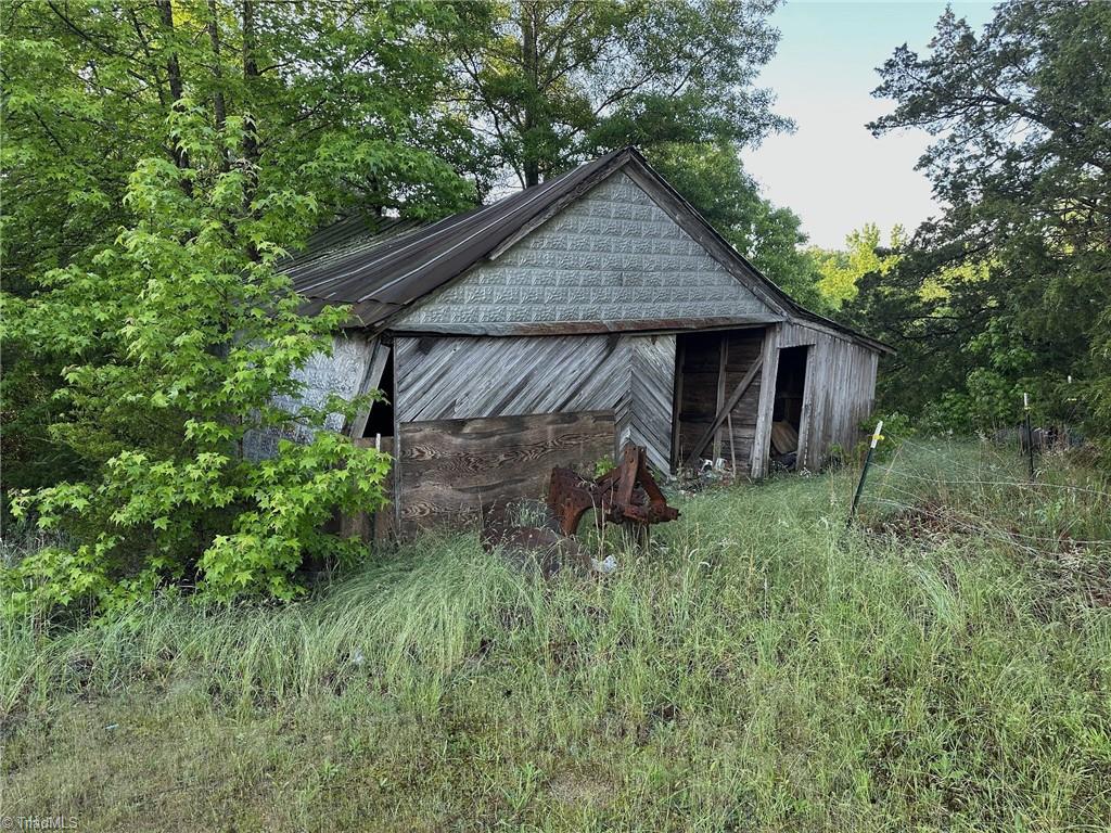 3267 Fleming Graham Road Burlington, NC 27217 - Photo 11 of 18 Gallery Image 11