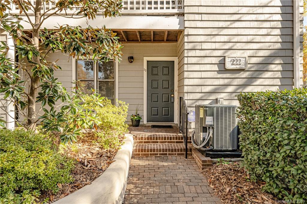 222 Queens Road, Unit 52 Charlotte, NC 28204 - Photo 4 of 32 Gallery Image 4