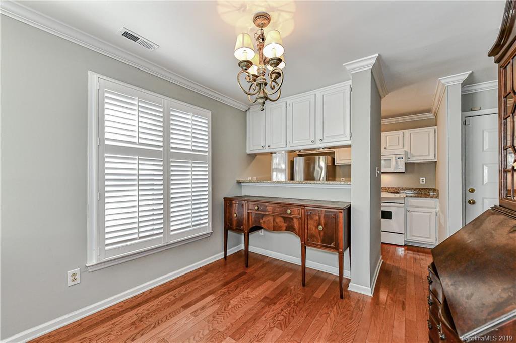 222 Queens Road, Unit 52 Charlotte, NC 28204 - Photo 7 of 32 Gallery Image 7