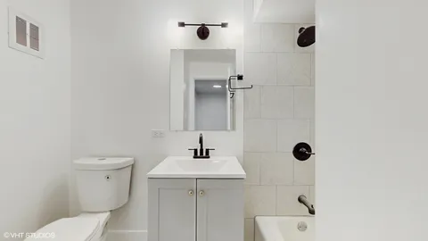 $1,450 | 10416 Michael Todd Terrace, Unit 1S, Glenview, IL 60025