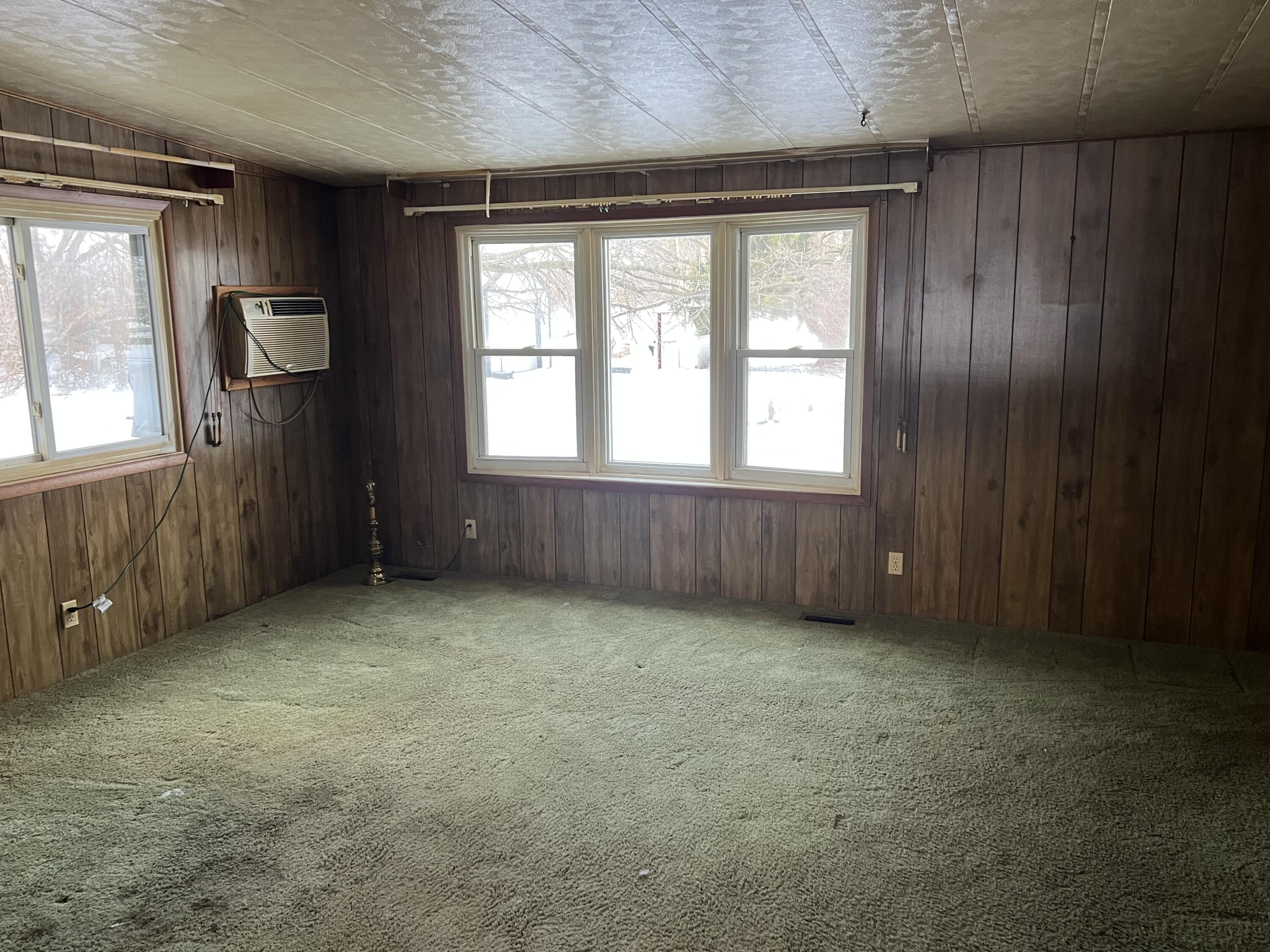 12880 Jordan Road Saline, MI 48176 - Photo 8 of 32 liv2