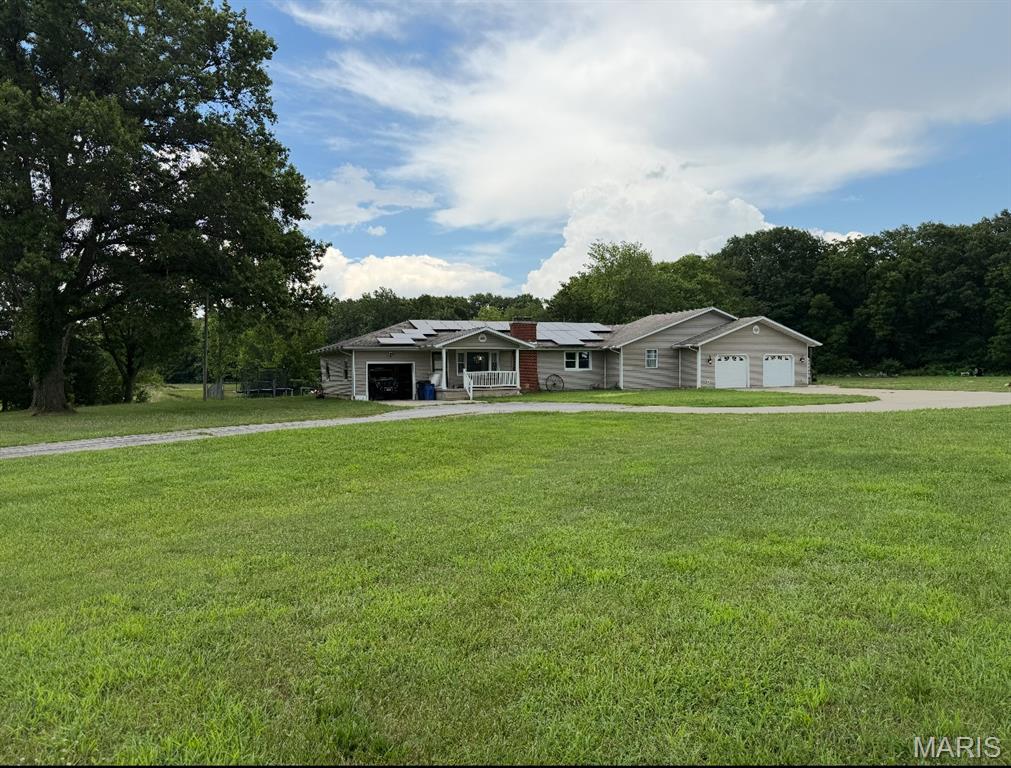 3612 State Rte 4 Staunton, IL 62088 - Photo 1 of 34