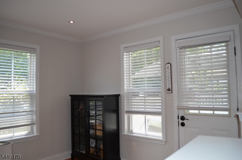 201 Appleton Way Whippany, NJ 07981 - Photo 10 of 36