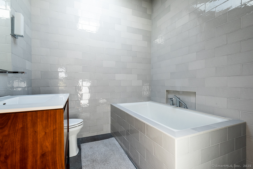 16 Walkley Hill Road Haddam, CT 06438 - Photo 23 of 40