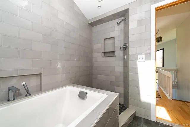 $505,000 | 16 Walkley Hill Road, Haddam, CT 06438