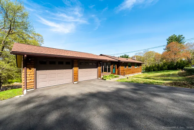 $505,000 | 16 Walkley Hill Road, Haddam, CT 06438