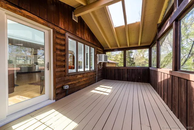 $505,000 | 16 Walkley Hill Road, Haddam, CT 06438