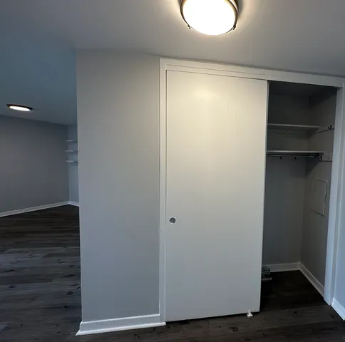 $2,100 | 2626 North Lakeview Avenue, Unit 1409, Chicago, IL 60614