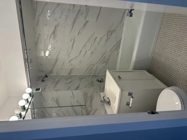 $2,100 | 2626 North Lakeview Avenue, Unit 1409, Chicago, IL 60614