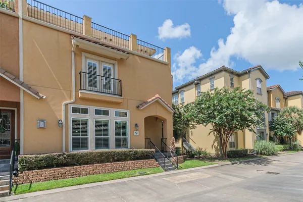 $3,200 | 9 Laurelwood Drive, Pasadena, TX 77058