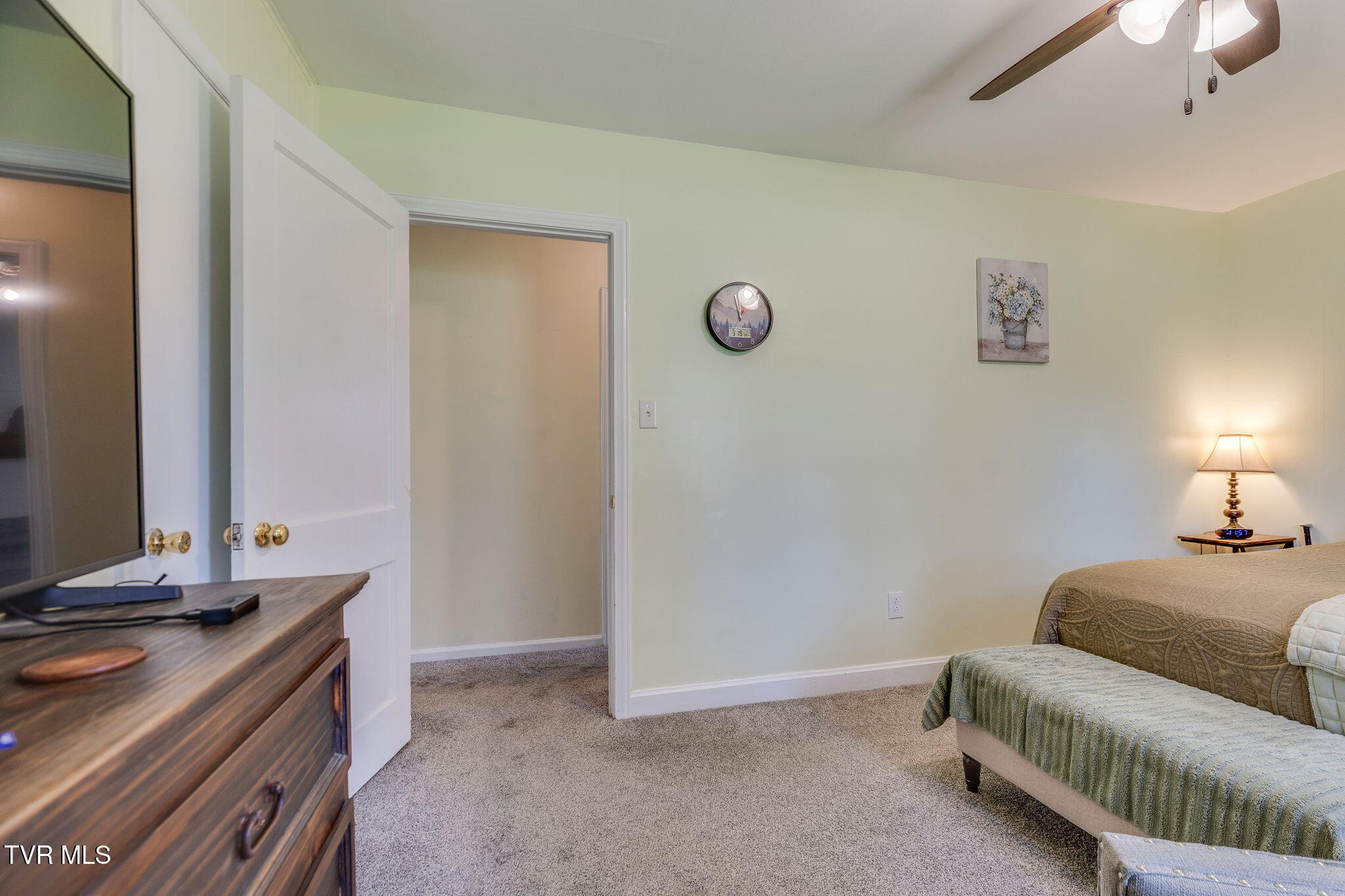 1211 Weaver Pike Bristol, TN 37620 - Photo 16 of 25 016