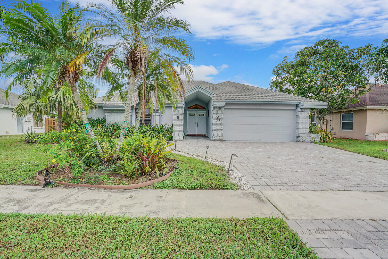 10120 182nd Lane South Boca Raton, FL 33498 - Photo 2 of 35 02_Image_2_mls