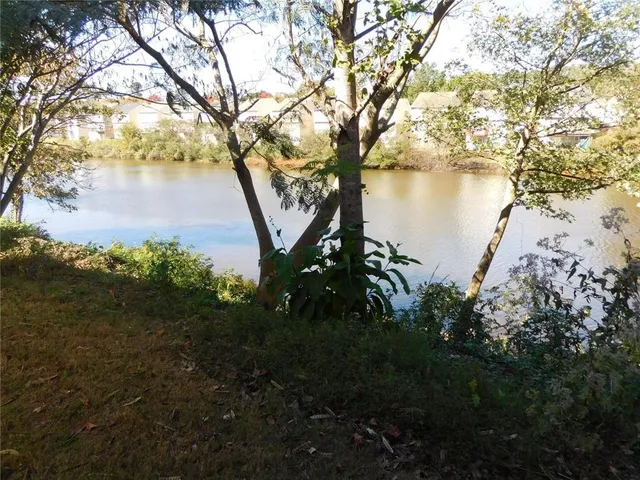 $1,900 | 566 Pond Lillies Road Southeast, Lawrenceville, GA 30045