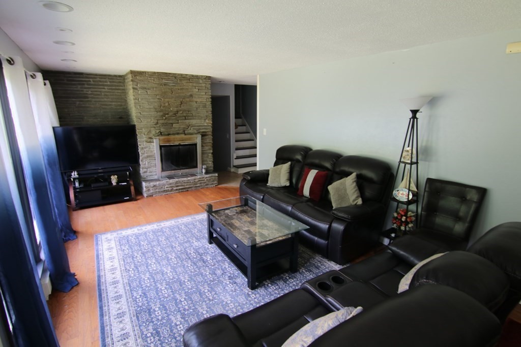 1228 Amostown Road West Springfield, MA 01089 - Photo 3 of 27