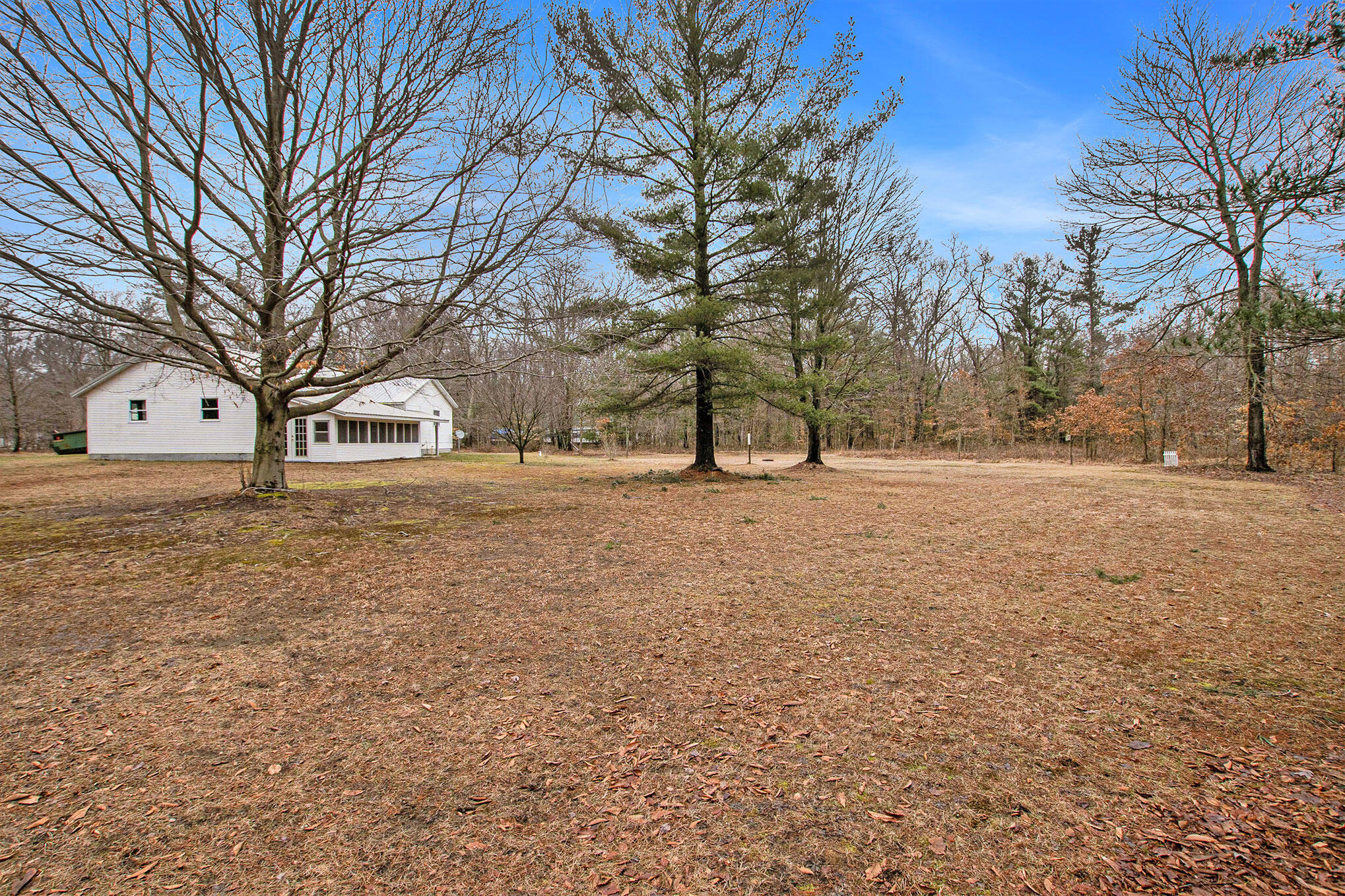 4615 West River Road Muskegon, MI 49445 - Photo 6 of 25 DSC02719