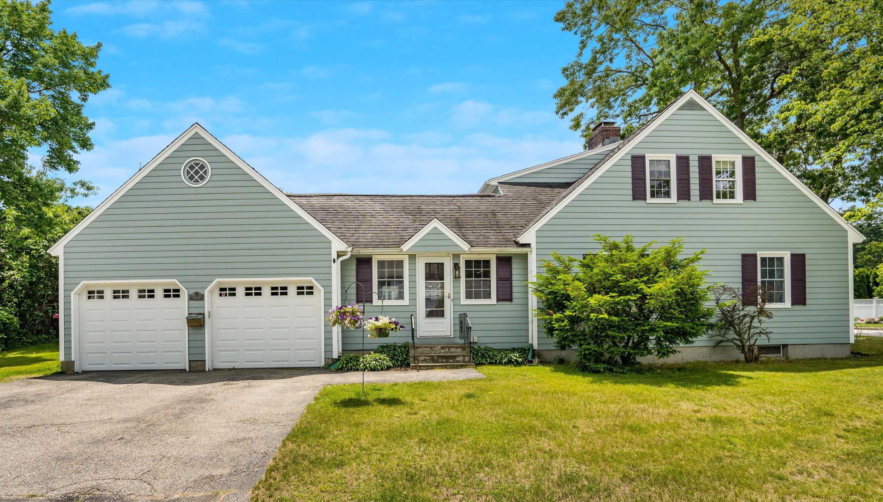 321 North Gate Road Manchester, NH 03104 - Photo 1 of 29 Gallery Image 1