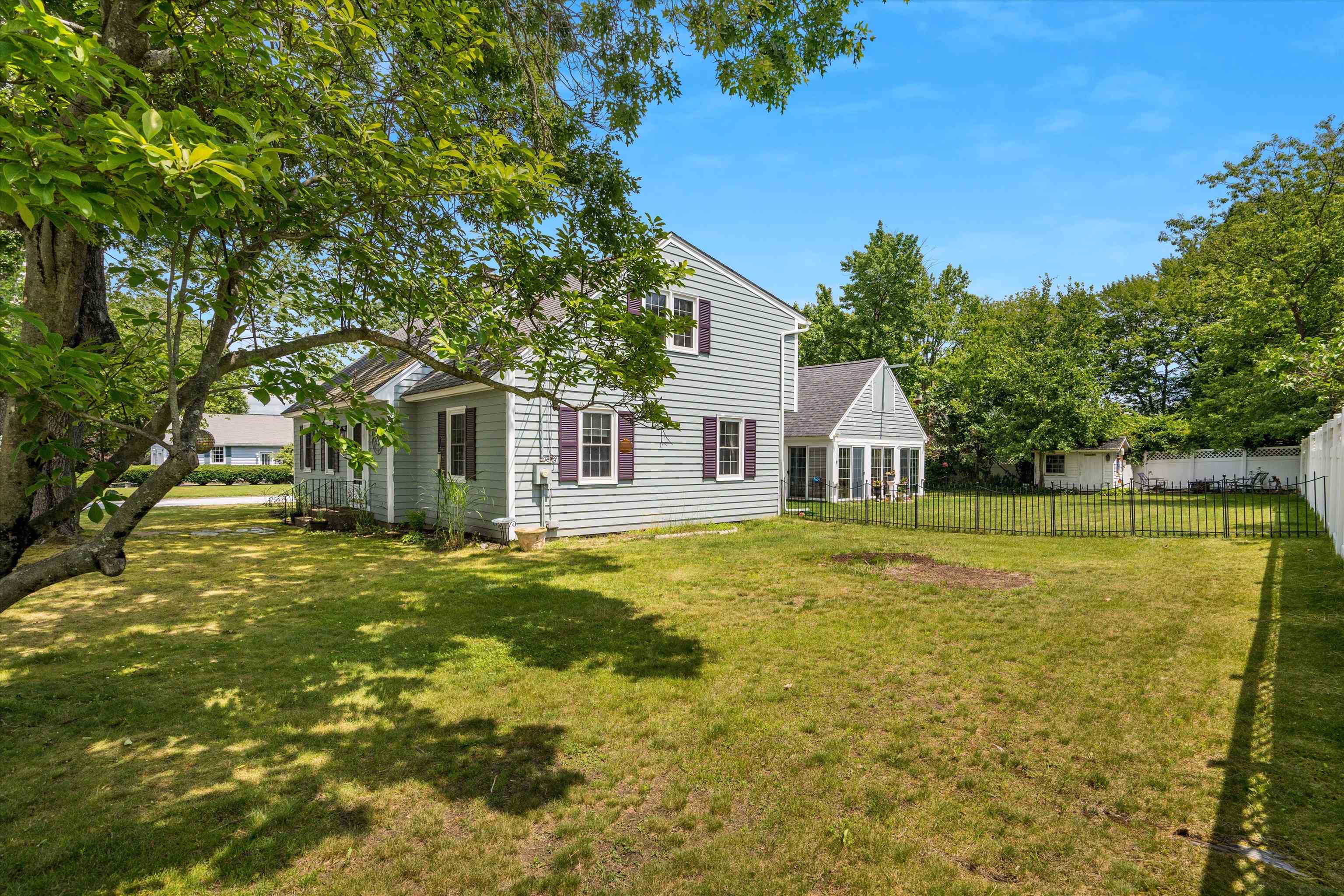 321 North Gate Road Manchester, NH 03104 - Photo 16 of 29 Gallery Image 16