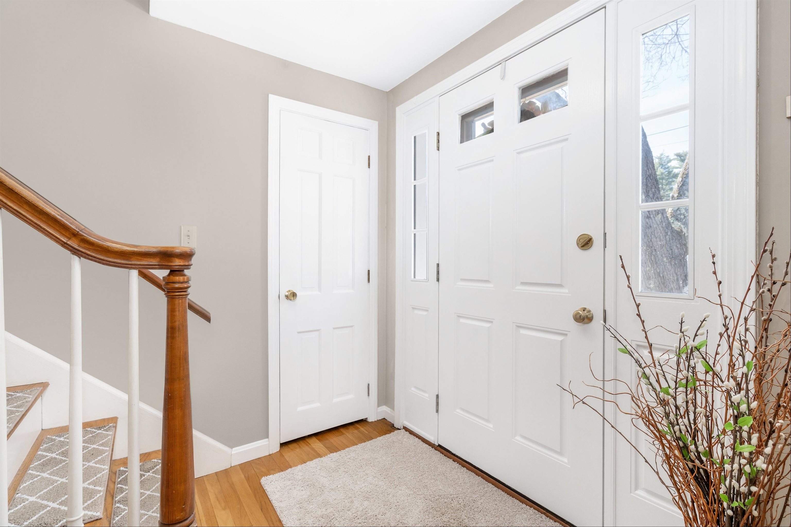 321 North Gate Road Manchester, NH 03104 - Photo 5 of 29 Gallery Image 5