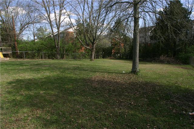 7309 Cavalier Road Nashville, TN 37221 - Photo 20 of 20 Big Back Yard