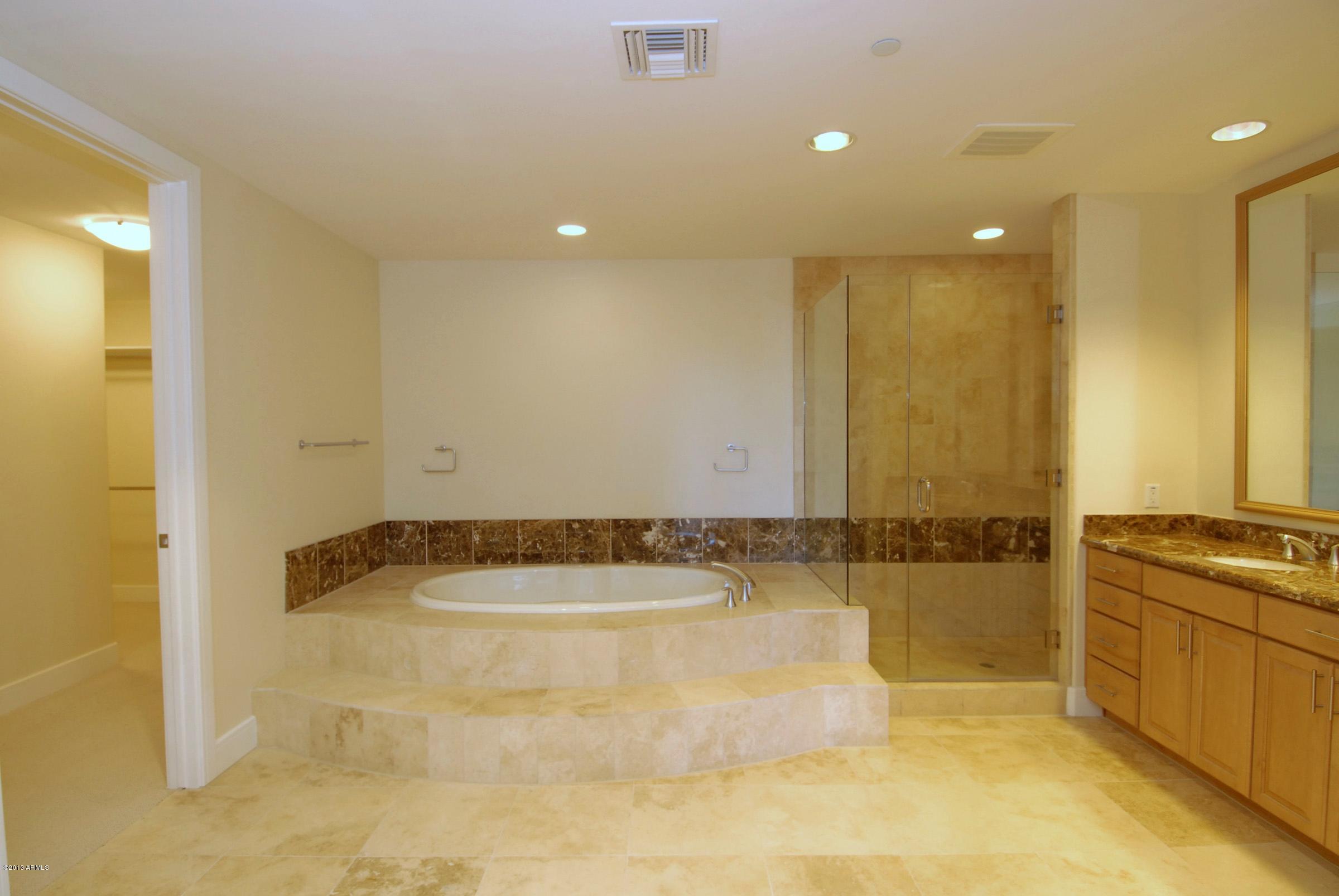2211 East Camelback Road, Unit 201 Phoenix, AZ 85016 - Photo 8 of 18 017_Master Bath