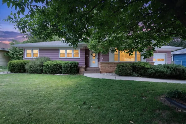 $280,000 | 1210 North Randall Avenue, Janesville, WI 53545