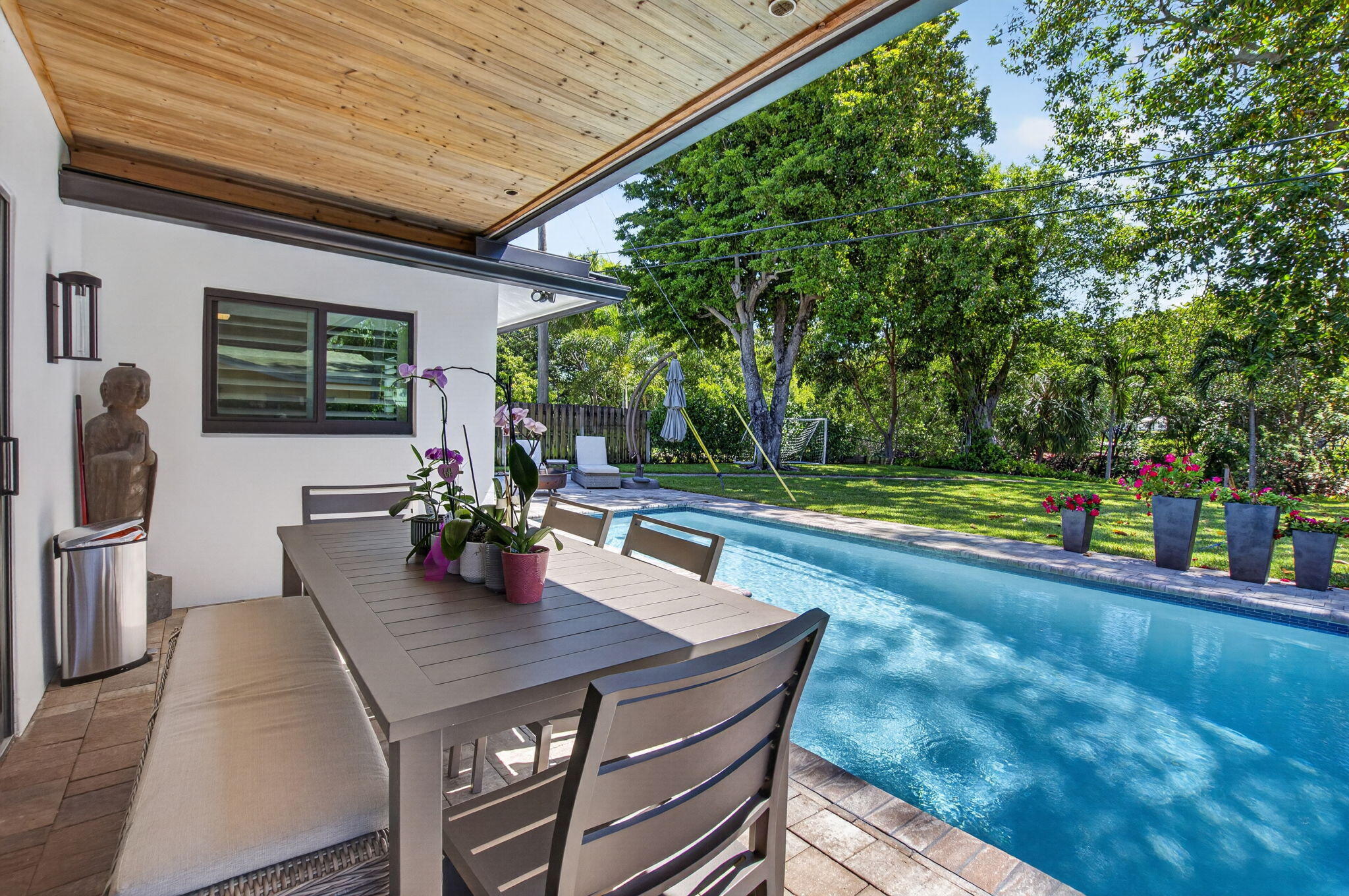 658 Northwest 7th Avenue Boca Raton, FL 33486 - Photo 22 of 37 Covered Patio