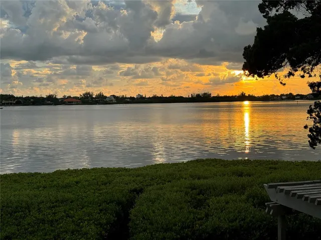 $6,800 | 1323 Landings Drive, Unit 12, Sarasota, FL 34231