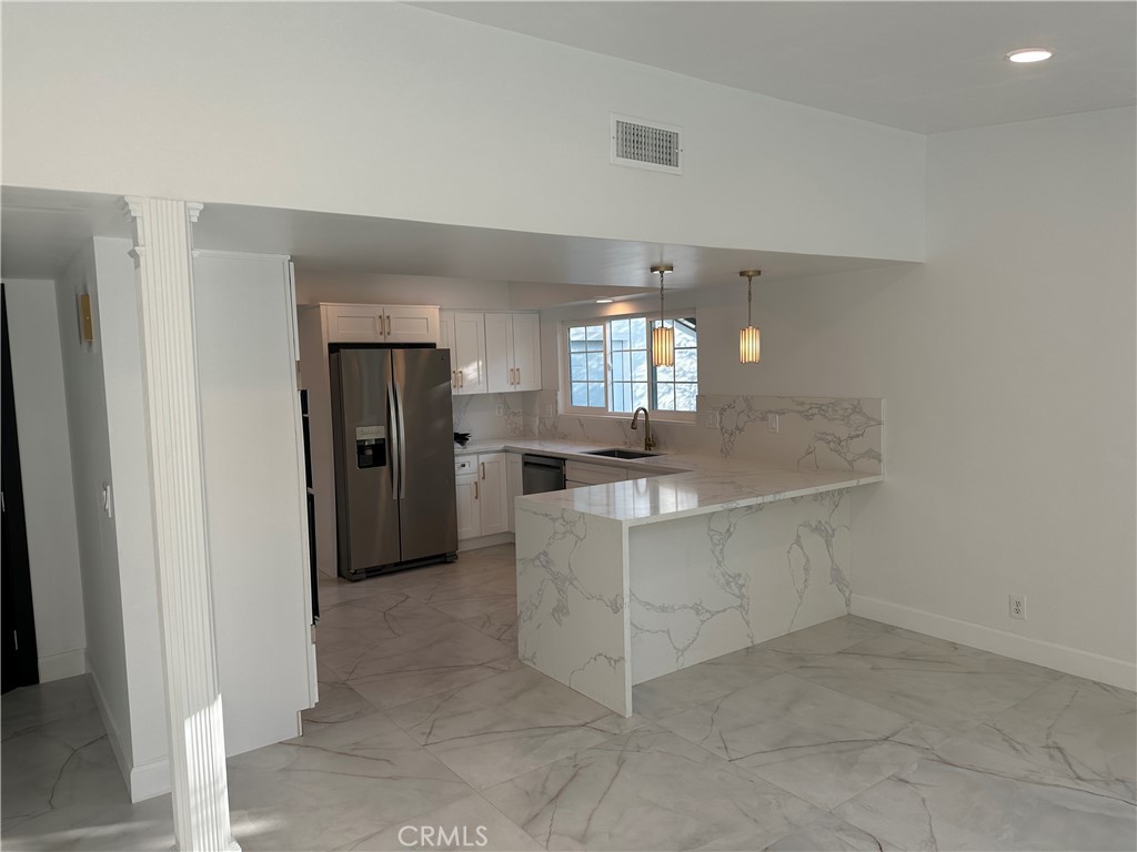 18665 Horace Street Porter Ranch, CA 91326 - Photo 8 of 33