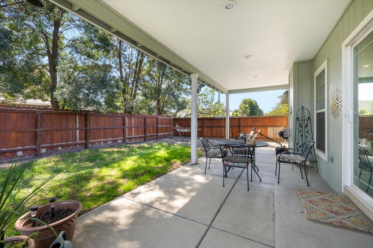 2308 Rabun Way Central Point, OR 97502 - Photo 20 of 26 25-CI_7013