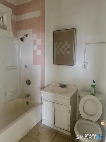 46 Bond Street, Unit 2 Hartford, CT 06114 - Photo 9 of 13
