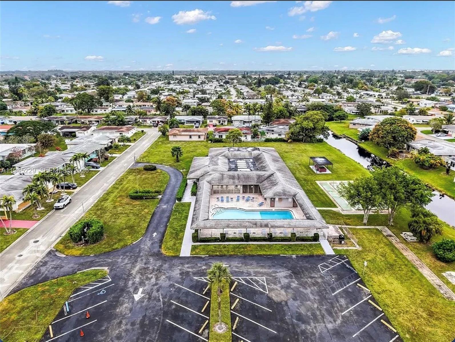 6855 Northwest 9th Street Margate, FL 33063 - Photo 14 of 20