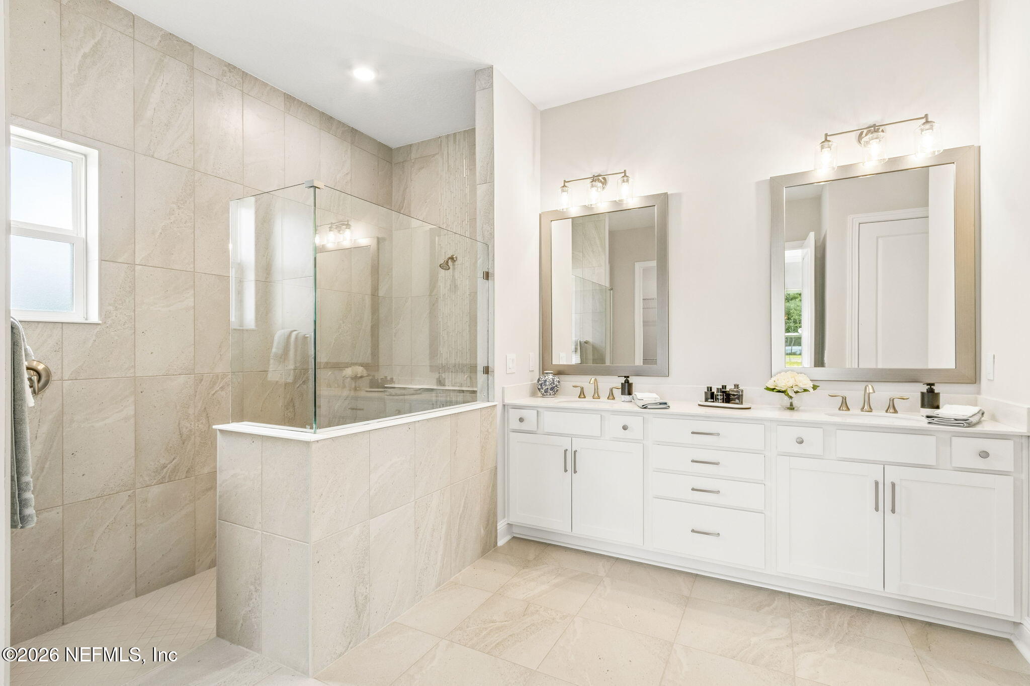 331 Sandy Bluff Drive, Unit 78 Yulee, FL 32097 - Photo 19 of 31 Owner's Bathroom