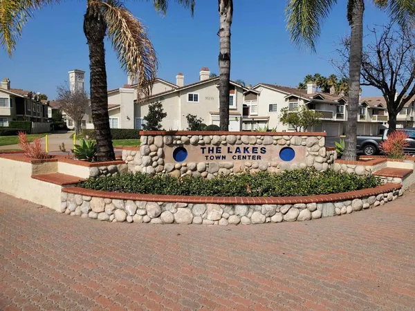 $3,175 | 10180 Palm Glen Drive, Unit 58, Santee, CA 92071