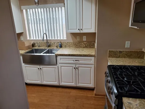 $3,175 | 10180 Palm Glen Drive, Unit 58, Santee, CA 92071