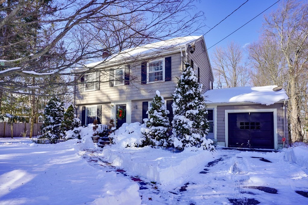 32 Williams Road Lexington, MA 02420 - Photo 1 of 42 Gallery Image 1
