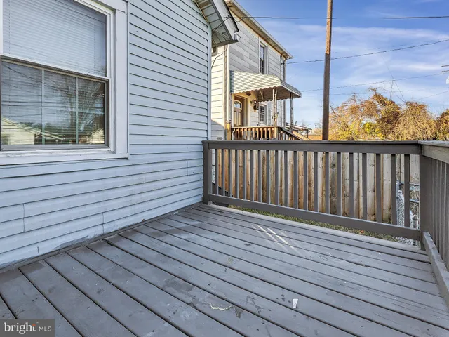 $1,800 | 211 Main Street, Dundalk, MD 21222