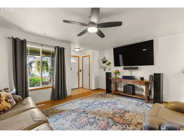 $448,000 | 1880 Manihi Drive, Eugene, OR 97404