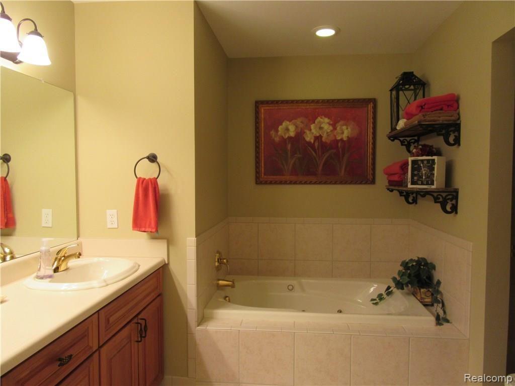 21460 Timber Ridge Drive Woodhaven, MI 48183 - Photo 44 of 50