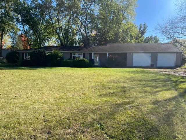 $185,000 | 131 East Chicago Road, Coldwater, MI 49036