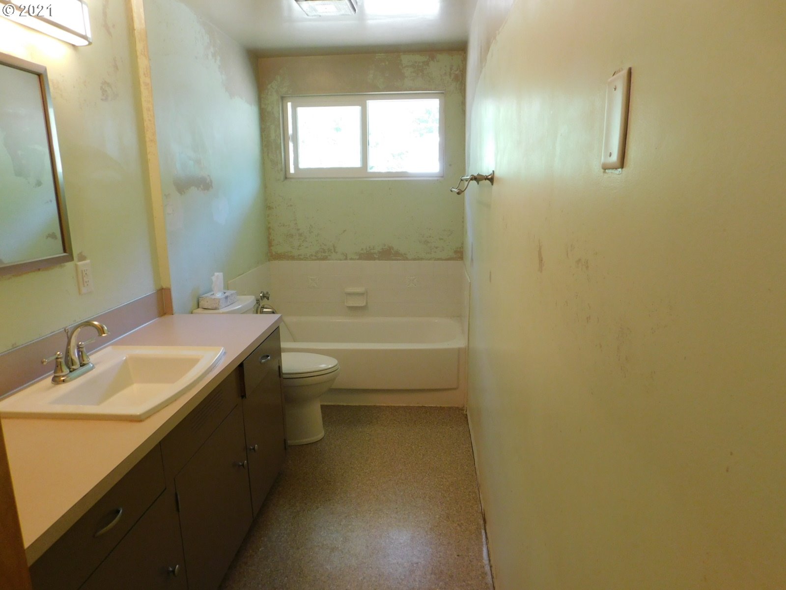 21652 Vaughn Road Veneta, OR 97487 - Photo 12 of 32 Gallery Image 12