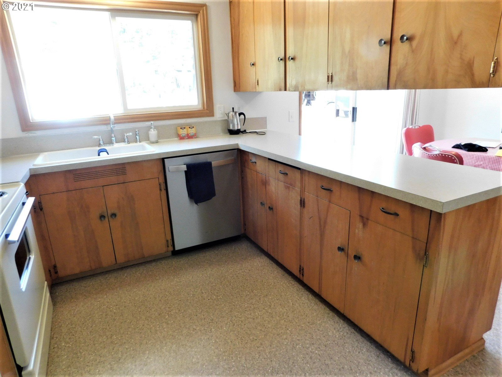 21652 Vaughn Road Veneta, OR 97487 - Photo 19 of 32 Gallery Image 19