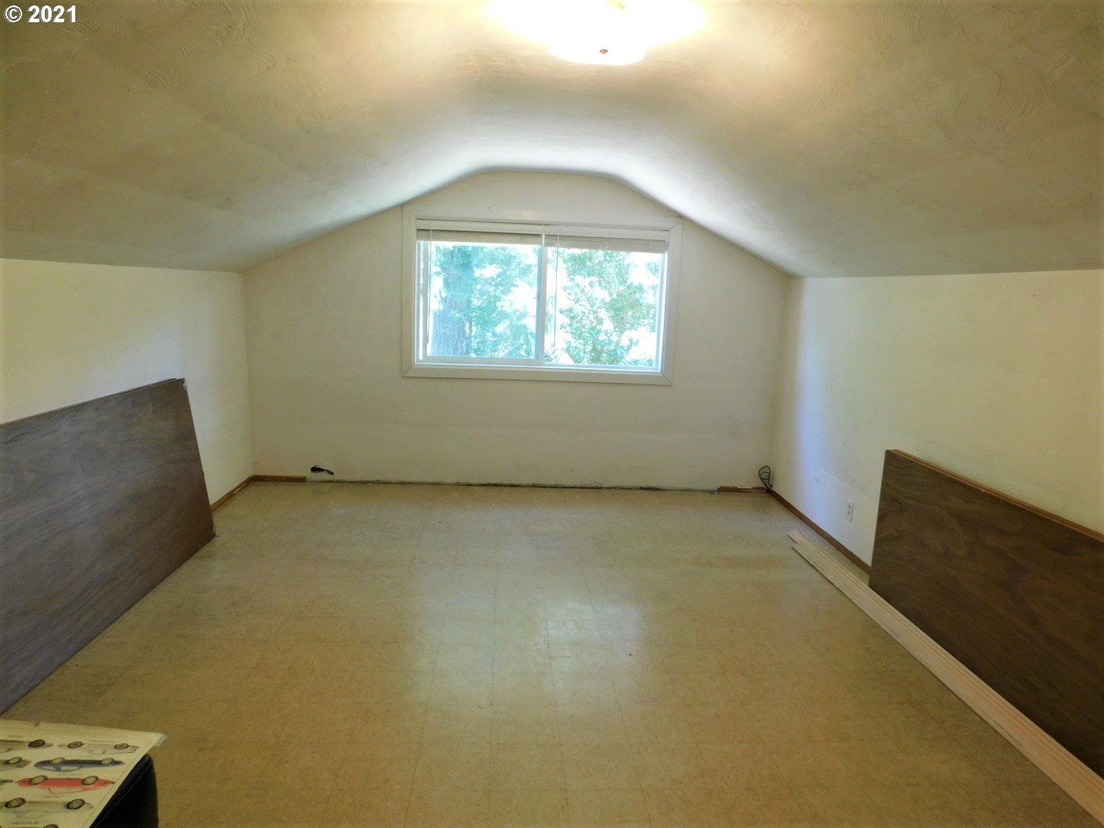 21652 Vaughn Road Veneta, OR 97487 - Photo 25 of 32 Gallery Image 25