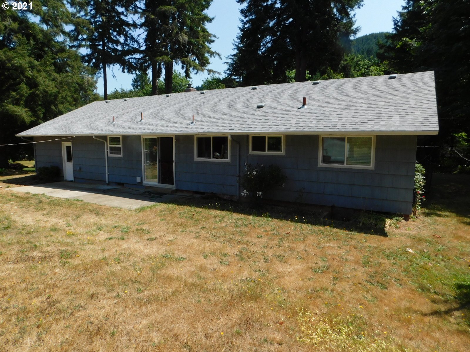 21652 Vaughn Road Veneta, OR 97487 - Photo 5 of 32 Gallery Image 5