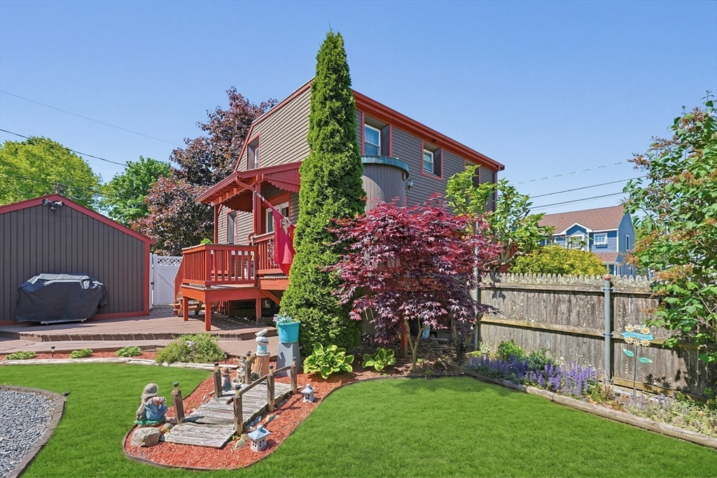 160 Sherman Road Somerset, MA 02726 - Photo 13 of 34