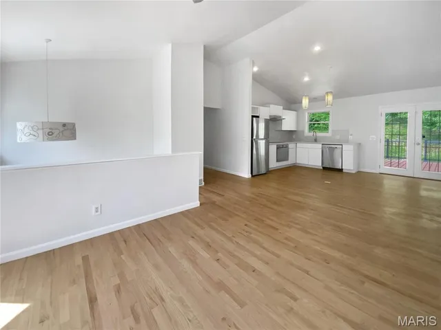 $291,000 | 109 Wynstay Avenue, Valley Park, MO 63088